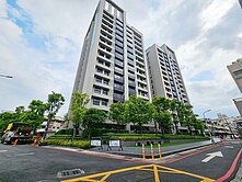 鳳山●全新未住👉中高樓層2房+平車
