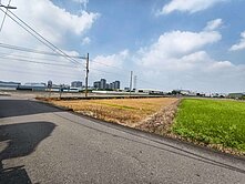 都市計畫內臨黃色捷運農地
