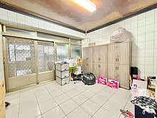 新東寬巷朝南一樓 ➡️ 房地產買賣找Q桑