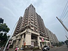 ★栓★行情價★東區旱溪夜市第一排臨路漂亮整潔樓店