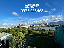 羅東林場湖景三角窗透天電梯美墅店住