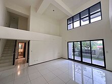 隆大鳳凰冠★樓中樓3房+平車花園庭院大宅★全新未住