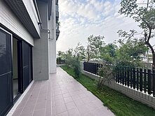 隆大鳳凰冠★樓中樓+平車&amp;花園庭院大宅★全新未住