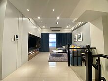 長億泓大重劃區 臨萬坪公園預地 輕屋齡透天別墅