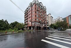 礁溪大忠路溫泉套房~台灣房屋婕如~小豬