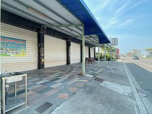 楠梓高大特區稀有釋出｜前路後路超大地坪｜店面雙套房