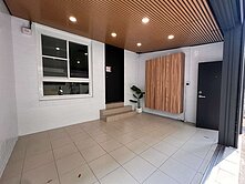 ★鳳山建國麥當勞｜翻新美三房 自有停車空間公寓1樓