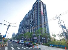 勝興興站全新平車兩房