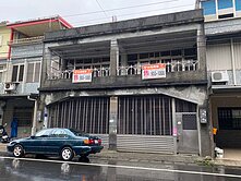✨【大面寬約10米】近梅花湖雙店面透天✨