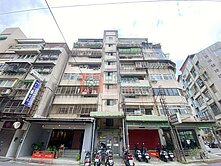 信義區雙捷運．電梯頂佳收租套房