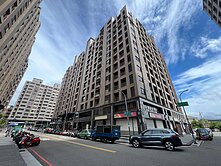 嶺東【勝美極美】震後輕屋齡高樓兩房B1平車