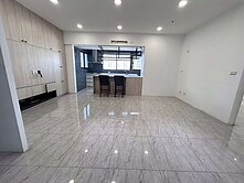 【逢甲公園廣場】高樓層大三房平車~附裝潢