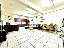 專簽｜南區愛買旁低總價三房附車位