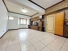 ｛余育賢｝經武路│綠百代│大３房＋車位│可停休旅車