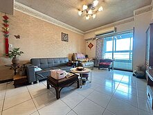 ｛余育賢｝鳳山行政中心〃松之廈〃採光啵亮４房＋平車