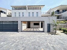 高雄小城#面寬雙車豪華別墅#精美裝潢#超大地坪