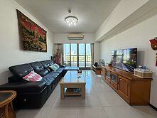 山海榮景亞灣駁二海揚三房車位