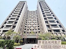 屋主北上誠售！輕屋齡3房~中高樓層~市中心