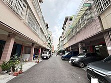 衛武營/正義車站~稀有正街騎樓式透天