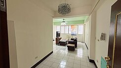 尚順商圈核心旁真愛透天庭院停車