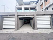 💥開價低於實登💥仁武2年屋雙車4套房車墅