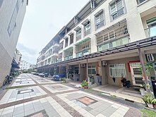 RK1岡山雙鐵車站✨社區型五房車墅稀有釋出✨近樂購