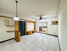 低總價低自備/大3房@新光國小/社區車位可租