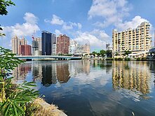 愛河【港灣一號院】低總價單身貴族豪邸