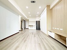 大降價 輕屋齡 11期捷運裝潢三房平車