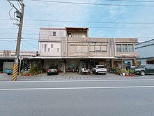 壯圍濱海公路4房便宜店住復古老宅透天~麟麟