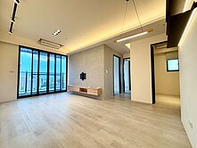 A18正洽溪路。低總價裝潢優質邊間三房車