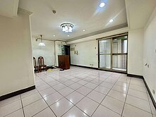 新生活梅園3房平車