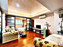 站前商圈邊間明亮優美原木溫馨舒適居家溫泉2房