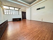 南屯好市多旁【大2+1房雙衛浴+平車】室內23坪