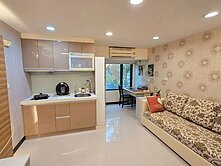 EAT信義時尚心地標