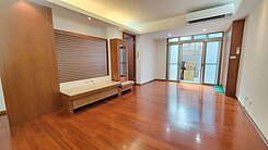 【住商臺北城】文山光輝路美裝邊間一樓