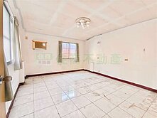 正東區活巷邊間透天厝