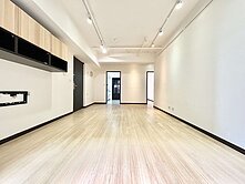 全社區最俗三房休旅車位晚了就沒了