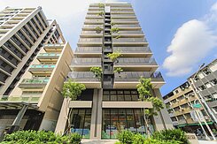 高醫商圈#淳境|雙衛開窗美妝三房#捷運宅|僅此一席