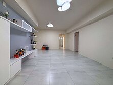 《公所美三房+車位》全新整理梯旁獨立車位