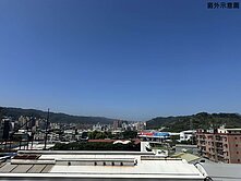 <稀有>明亮甄美華茲堡四房車