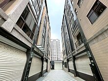 中山醫公園旁🌳臨路電梯透店