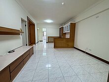 R15捷運旁陽台進出4房有車位