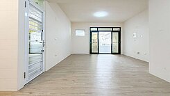 鄰近大遠百｜翻新公寓4樓◆綵靜