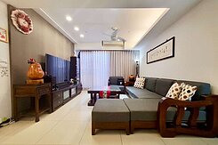 烏日高鐵✅輕屋齡四房+連號雙平車視野戶‼️