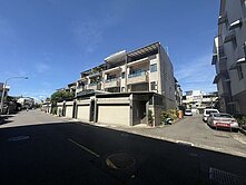 屏東大學旁│演藝文創區│邊間七米面寬双車墅│