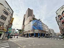 大昌商圈│輕鬆爬二樓公寓│四房三衛大空間大陽台│