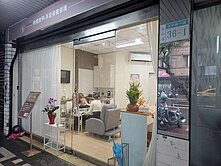  *專*永安市場雙面金店面 +車位