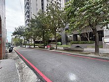 市區邊間大透天