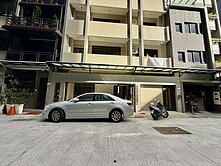 【吳虹誼】亞灣漢神百貨商圈稀有獨棟透天店住